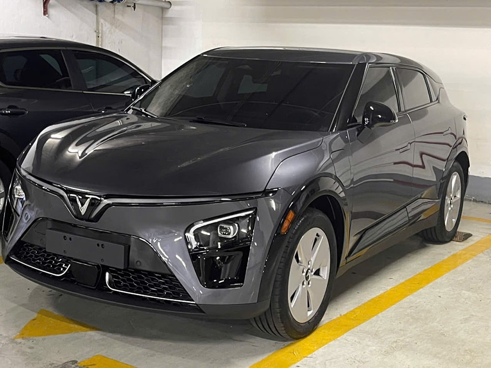 Công Nghệ và Tính Năng An Toàn Trên VF7 Eco 2025