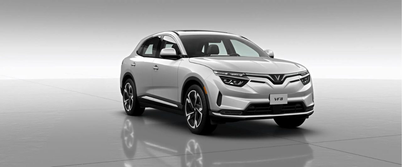 VF8 Màu Xám: Giá Bán, Ưu Đãi và So Sánh Với Các Màu Khác