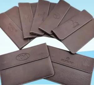 Top 5 Ví Để Giấy Tờ Trên Xe Ô Tô Đa Năng Đáng Mua Nhất 2025