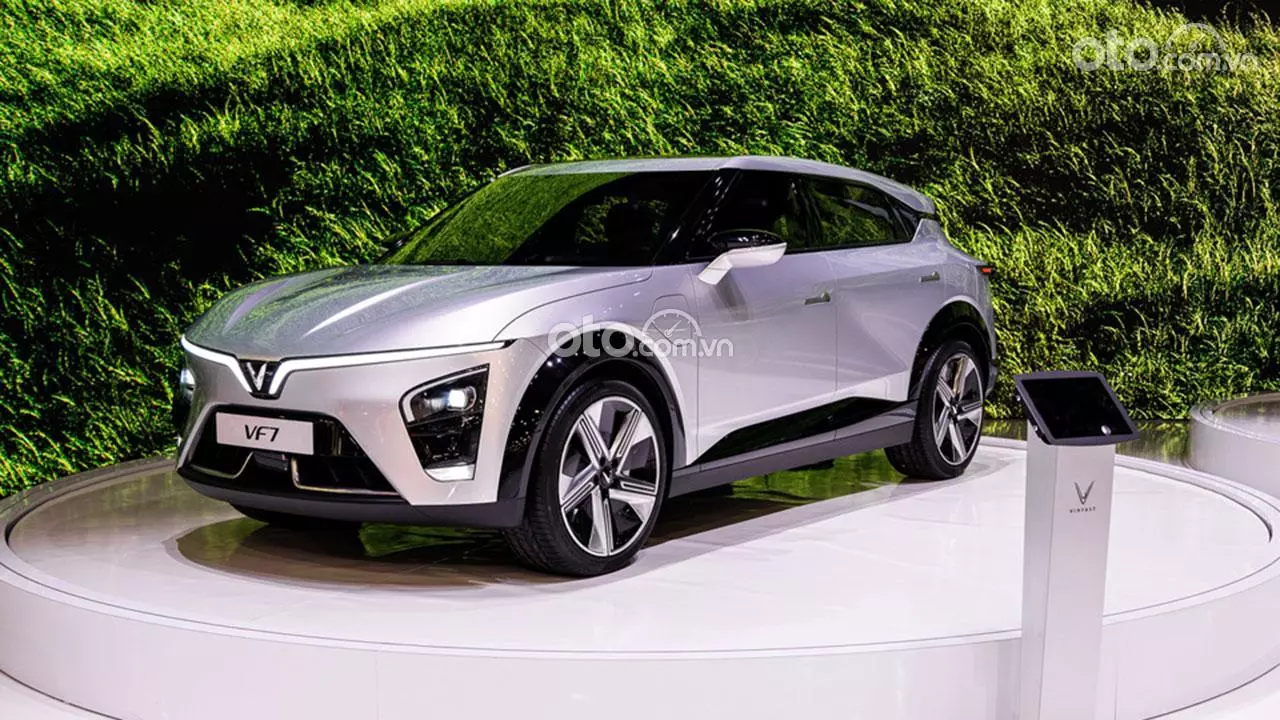 Các Loại Thuế và Phí Bắt Buộc Khi Mua VinFast VF 7