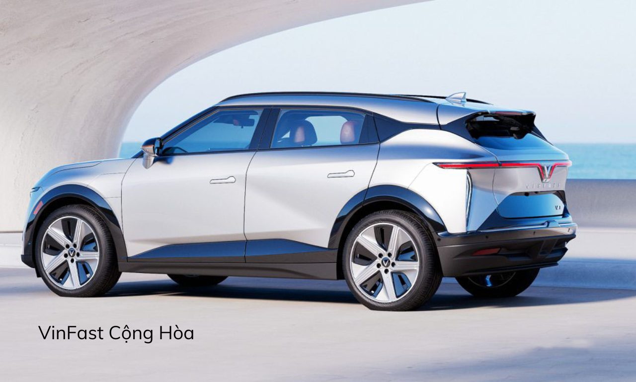 VinFast VF 7 Plus: Giá Lăn Bánh, Khuyến Mãi Mới Nhất & Thủ Tục Mua Xe