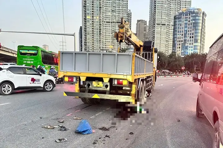 Tai Nạn Giao Thông Mới Nhất 14/11/2025: Hai Người Tử Vong Sau Va Chạm Với Ô Tô Tải