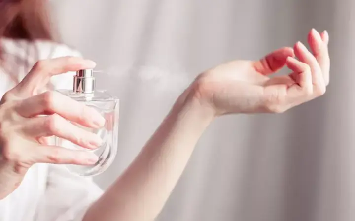 Nến Thơm Giúp Thư Giãn, Nhưng Có Thể Gây Hại Cho Sức Khỏe - Ảnh 2.