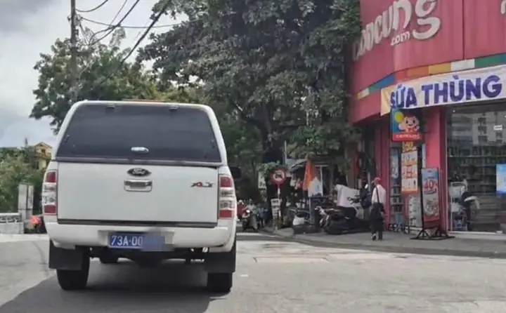 Xe Biển Xanh Đi Vào Đường Cấm Ô Tô: Quy Định, Hậu Quả Và Giải Pháp