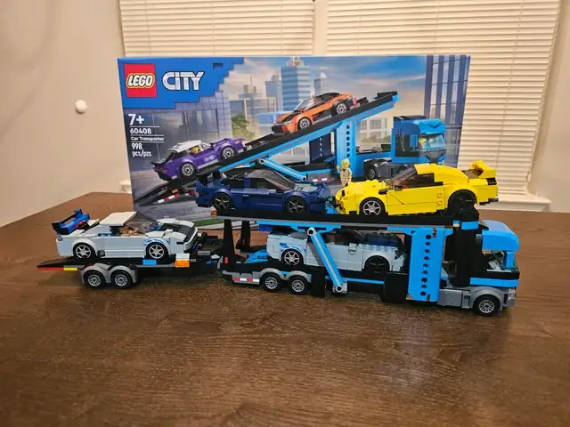 Xe Chuyên Dụng Chở Ô Tô Là Gì? Tìm Hiểu Chi Tiết Về Loại Phương Tiện Đặc Biệt Này