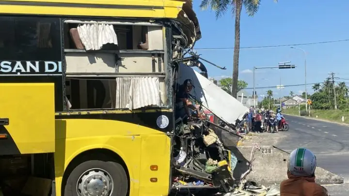 Yếu Tố Khách Quan Khó Lường