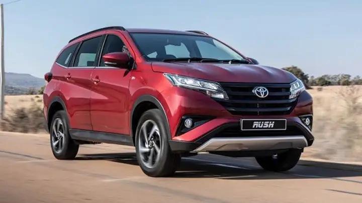 Thiết Kế Và Ngoại Thất Độc Đáo Của Toyota Rush