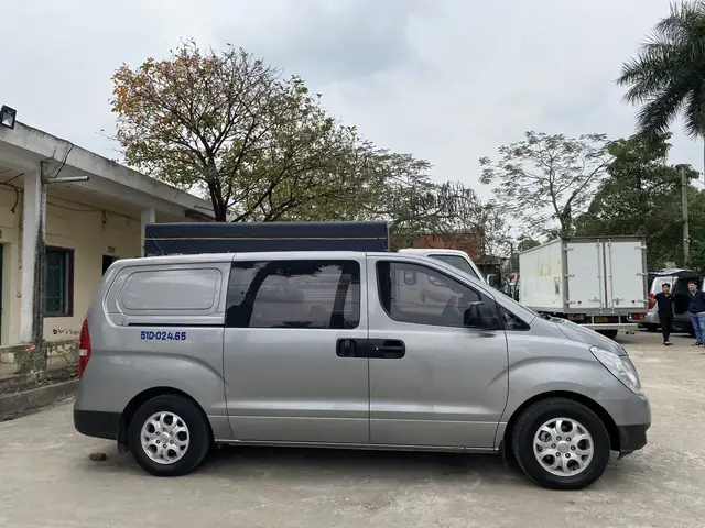 Khi Cần Mua Xe 9 Chỗ Cũ Phải Nắm Được Điều Này