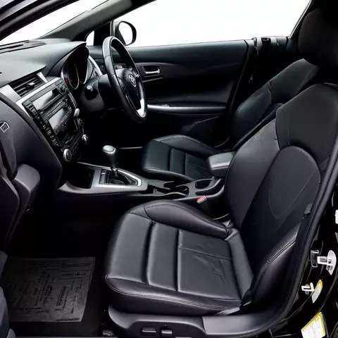 Động Cơ & Khả Năng Vận Hành