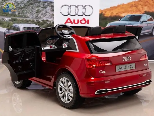Xe Ô Tô Điện Trẻ Em Bản Quyền Audi Q5 Với 2 Chỗ Ngồi Rộng Rãi