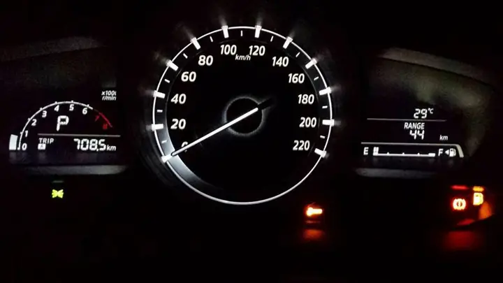 Xe Ô Tô Bị Hết Xăng: Dấu Hiệu, Cách Xử Lý Và Phòng Ngừa