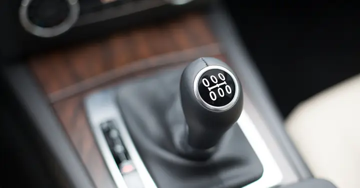 Những Trường Hợp Xe Ô Tô Bị Kẹt Số