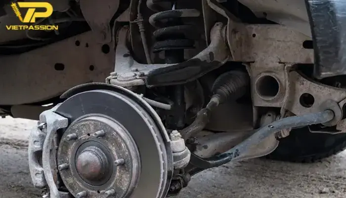 Bộ Phận Giảm Xóc Trong Hệ Thống Treo Gặp Vấn Đề