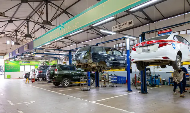 Cách Xử Lý Khi Xe Ô Tô Bị Ngập Nước Chết Máy