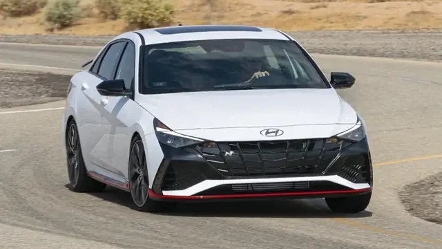 Hướng Dẫn Xử Lý Xe Ô Tô Bị Thu Hồi Phù Hiệu, Biển Hiệu: Quy Trình, Thời Gian Cấp Lại Và Giải Pháp Khắc Phục