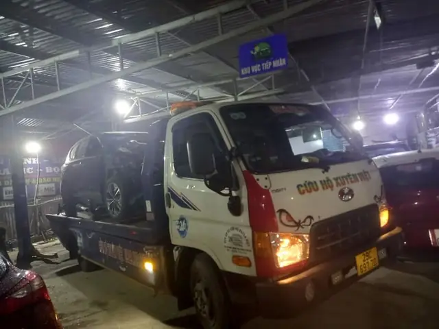 Lý Do Nào Khiến Xe Ô Tô Bị Trượt Côn