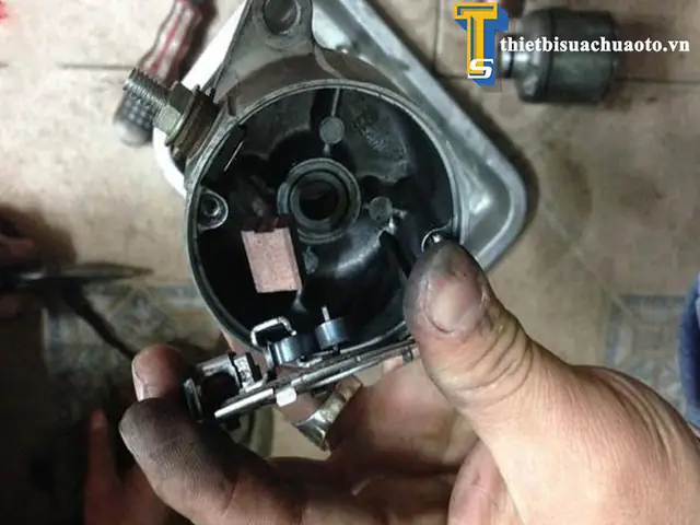 Xe Ô Tô Bị Trượt Đề Là Sao ?