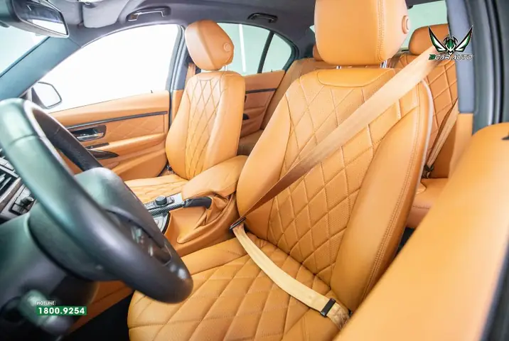 Vì Sao Nên Bọc Ghế Da Ô Tô Cho Xe Bmw 320i?