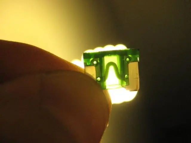 Quy Trình Thay Cầu Chì Dưới Nắp Ca-pô