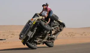 Xe Ô Tô Chạy 2 Bánh: Ý Tưởng Táo Bạo Có Thể Thay Đổi Tương Lai Giao Thông