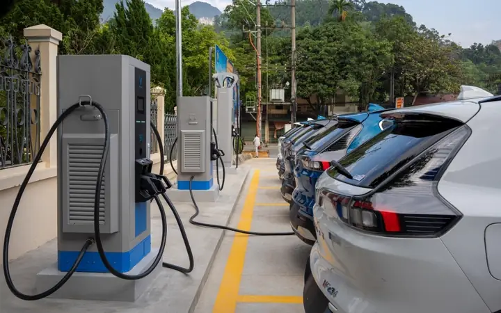 Xe Điện Giúp Tăng Khả Năng Thoát Ế?