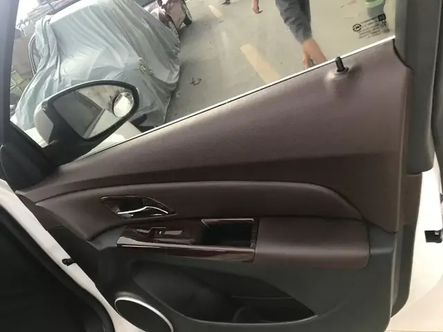 Xe Ô Tô Chevrolet 5 Chỗ