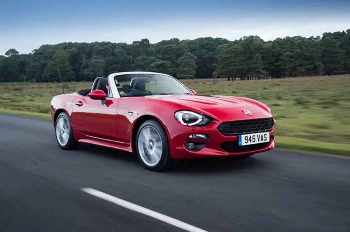 Fiat 124 Spider (2016)