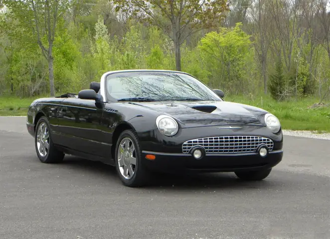 Ford Thunderbird (2002)