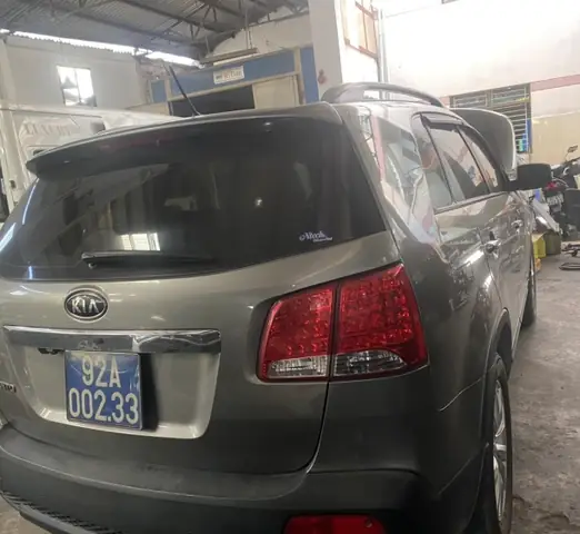 Thanh Lý 01 (một) Xe Ô Tô Cũ 7 Chỗ, 2 Cầu, Máy Xăng, Nhãn Hiệu Kia Sorento, Biển Số 92a-002.33, Được Đưa Vào Sử Dụng Ngày 28/12/2012, Số Khung: Rnyxm51d6cc028582, Số Máy: G4kebh700443