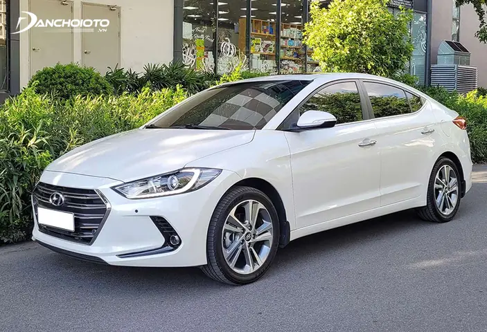 Hyundai Elantra 2016 – 2018