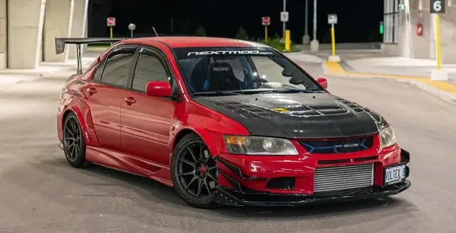 Xe Ô Tô Cũ Giảm Giá Mạnh: Kinh Nghiệm Săn Xe Tốt, Tránh Rủi Ro