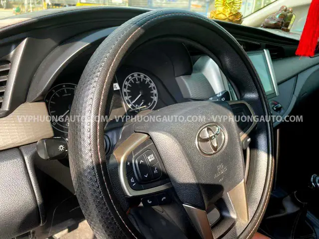 Thiết Kế Vô Lăng Xe