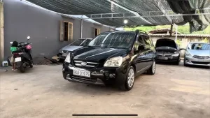 Đánh Giá Chi Tiết Xe Ô Tô Cũ Kia Carens 7 Chỗ: Có Nên Mua Để Tiết Kiệm Chi Phí?