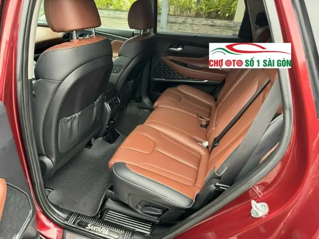 Hình Ảnh Khoang Lái Xe Ô Tô Cũ Hyundai Santafe 2021 Màu Đỏ