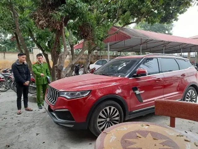 Xe Ô Tô Của Phú Lê: Toàn Cảnh Về Bộ Sưu Tập Xe Hơi Sang Trọng