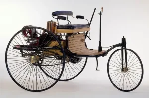 Benz Patent Motorwagen Là Ô Tô 3 Bánh Có Kiểu Dáng Độc Đáo