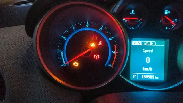 Xe Ô Tô Để Bao Lâu Phải Nổ Máy?