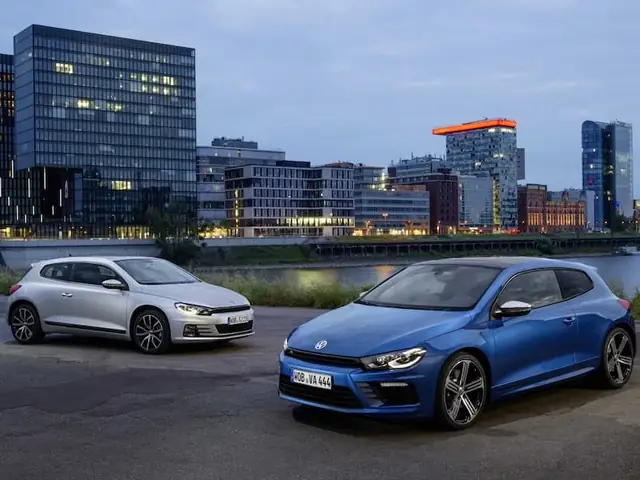 10/ Xe Ô Tô Volkswagen Scirocco