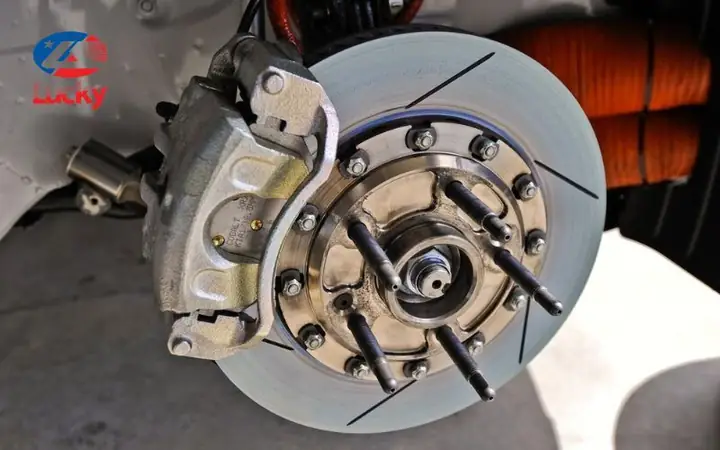 Hệ Thống Phanh Đĩa Bị Hao Mòn
