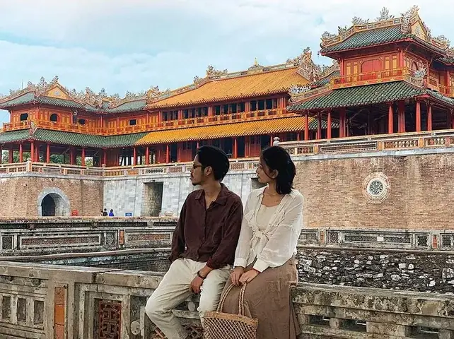 Cố Đô Huế: Nét Trầm Mặc Sau Cơn Mưa Ngâu