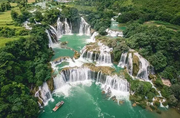 Cao Bằng: Hùng Vĩ Thác Bản Giốc Và Cánh Đồng Trùng Khánh