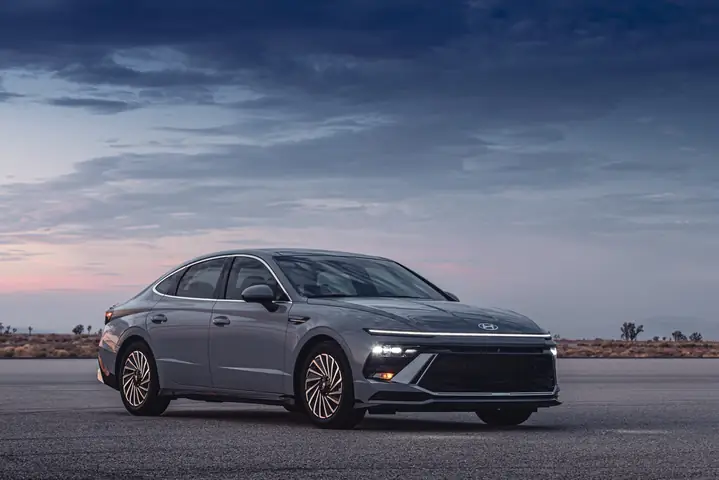 Xe Ô Tô Đi Xa Tốt Nhất: Tiêu Chí Chọn Và Các Mẫu Xe Hàng Đầu