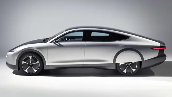 Xuất Hiện Xe Ô Tô Điện Năng Lượng Mặt Trời Chạy 7 Tháng Không Cần Sạc Sắp Được Ra Mắt