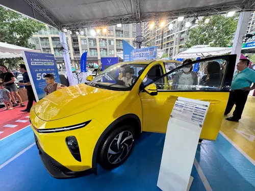 Việt Nam Sắp Vượt Thái Lan Trong Tiêu Thụ Xe Điện , Vinfast Dẫn Đầu Thị Trường - Ảnh 1.