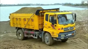 Sức Hút Khó Cưỡng Khi Chiêm Ngưỡng Xe Ô Tô Đổ Cát