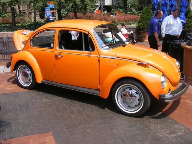 Xe Ô Tô Đời Cổ: Nét Đẹp Vượt Thời Gian Và Giá Trị Bền Vững