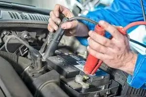 Động Cơ Diesel Đổ Nhầm Xăng: Hư Hại Nghiêm Trọng Hệ Thống