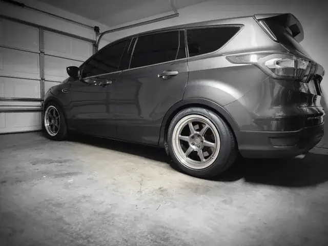 Xe Ô Tô Ford Escape 2015: Đánh Giá Chi Tiết, Thông Số Kỹ Thuật Và Giá Tham Khảo