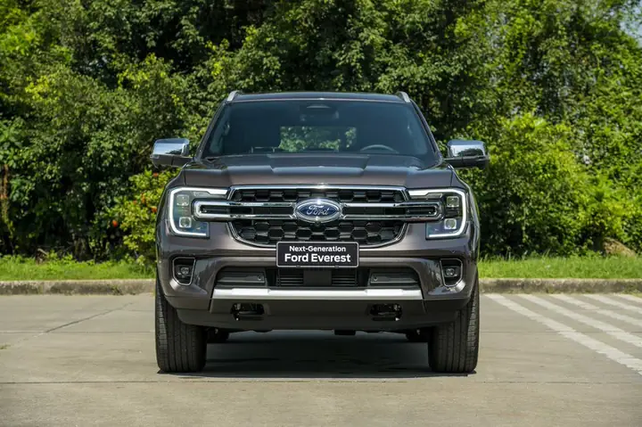 Giá Xe Ford Everest Cũ Tháng 12/2023