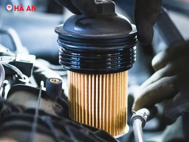 Lọc Nhiên Liệu Bị Tắc Nghẽn